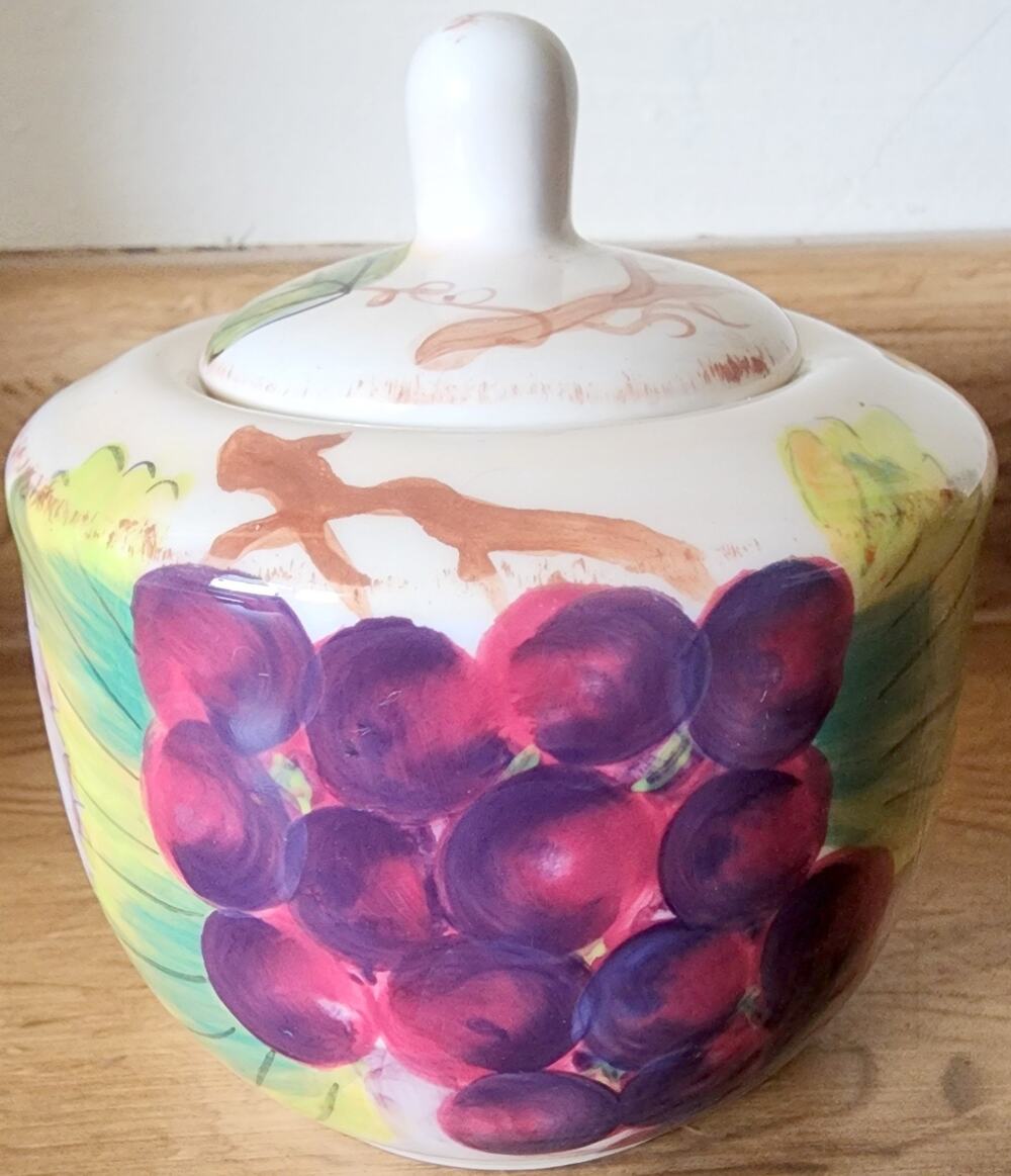 Vintage Gibson Elite Hand Painted Sugar Bowl Purple Grapes Very Pretty